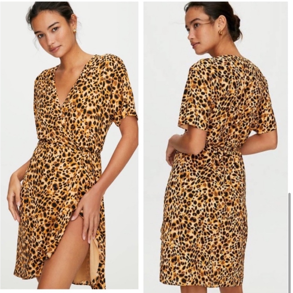 Aritzia Babaton Wrap Dress Size M